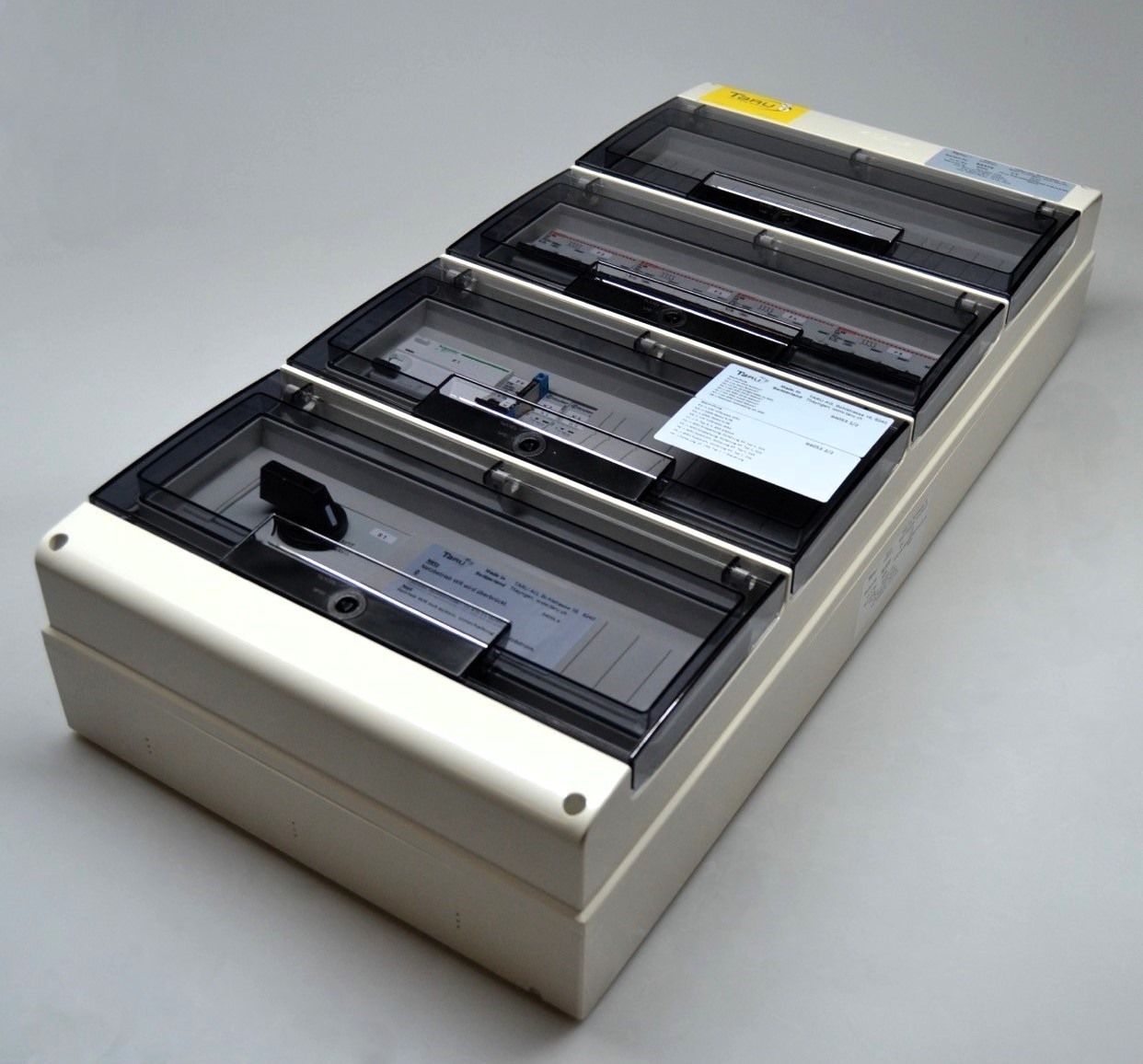 PV AC 2x20, USW63A N-0-NOT N-PE FI-A 63A 300mA
